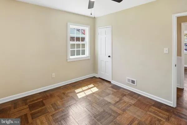 $300,000 | 210 Bacon Avenue, New Castle, DE 19720