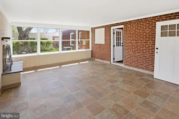 $300,000 | 210 Bacon Avenue, New Castle, DE 19720