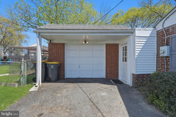$300,000 | 210 Bacon Avenue, New Castle, DE 19720