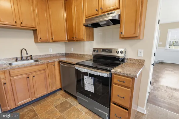 $300,000 | 210 Bacon Avenue, New Castle, DE 19720