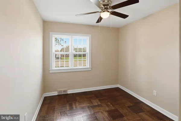 $300,000 | 210 Bacon Avenue, New Castle, DE 19720