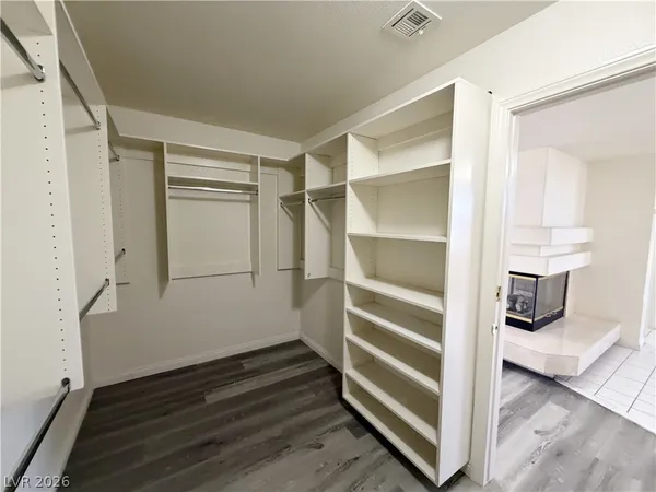 $3,050 | 2706 Chokecherry Avenue, Henderson, NV 89074