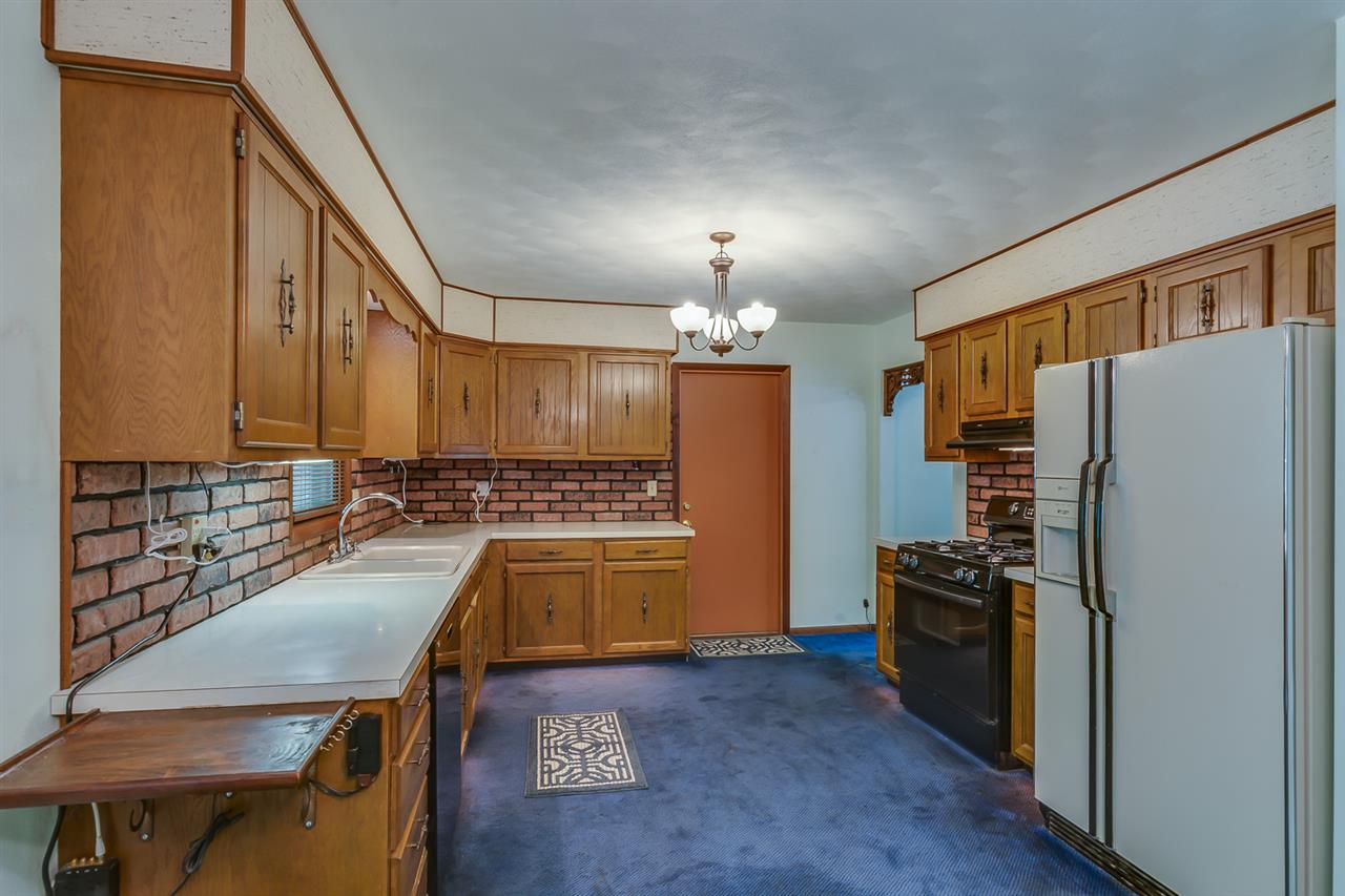 55523 Bittersweet Road Mishawaka, IN 46545 - Photo 9 of 35 Gallery Image 9