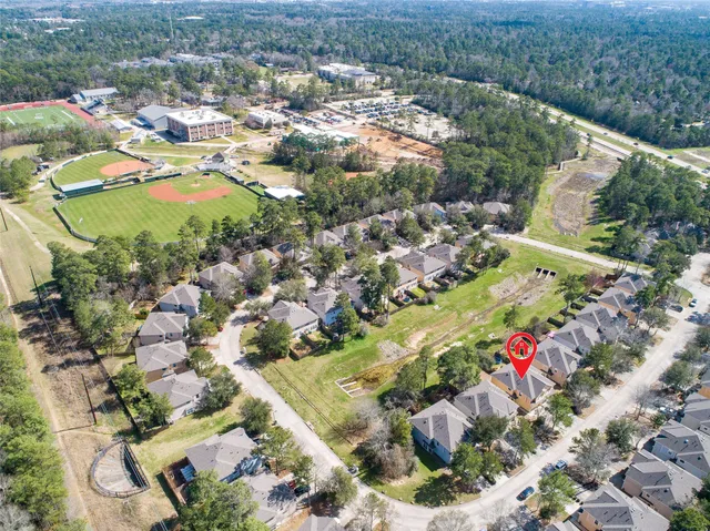 $2,300 | 203 West Stedhill Loop, The Woodlands, TX 77384