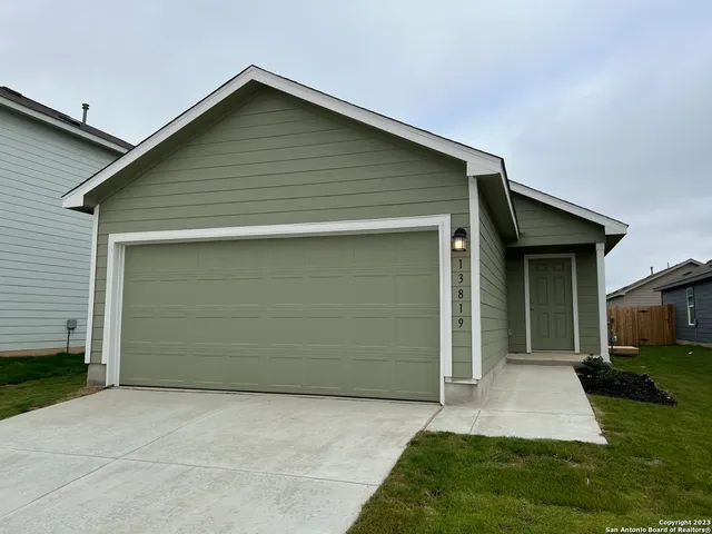 $1,495 | 13819 Llama Place, San Antonio, TX 78252