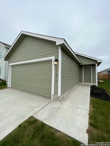 $1,495 | 13819 Llama Place, San Antonio, TX 78252