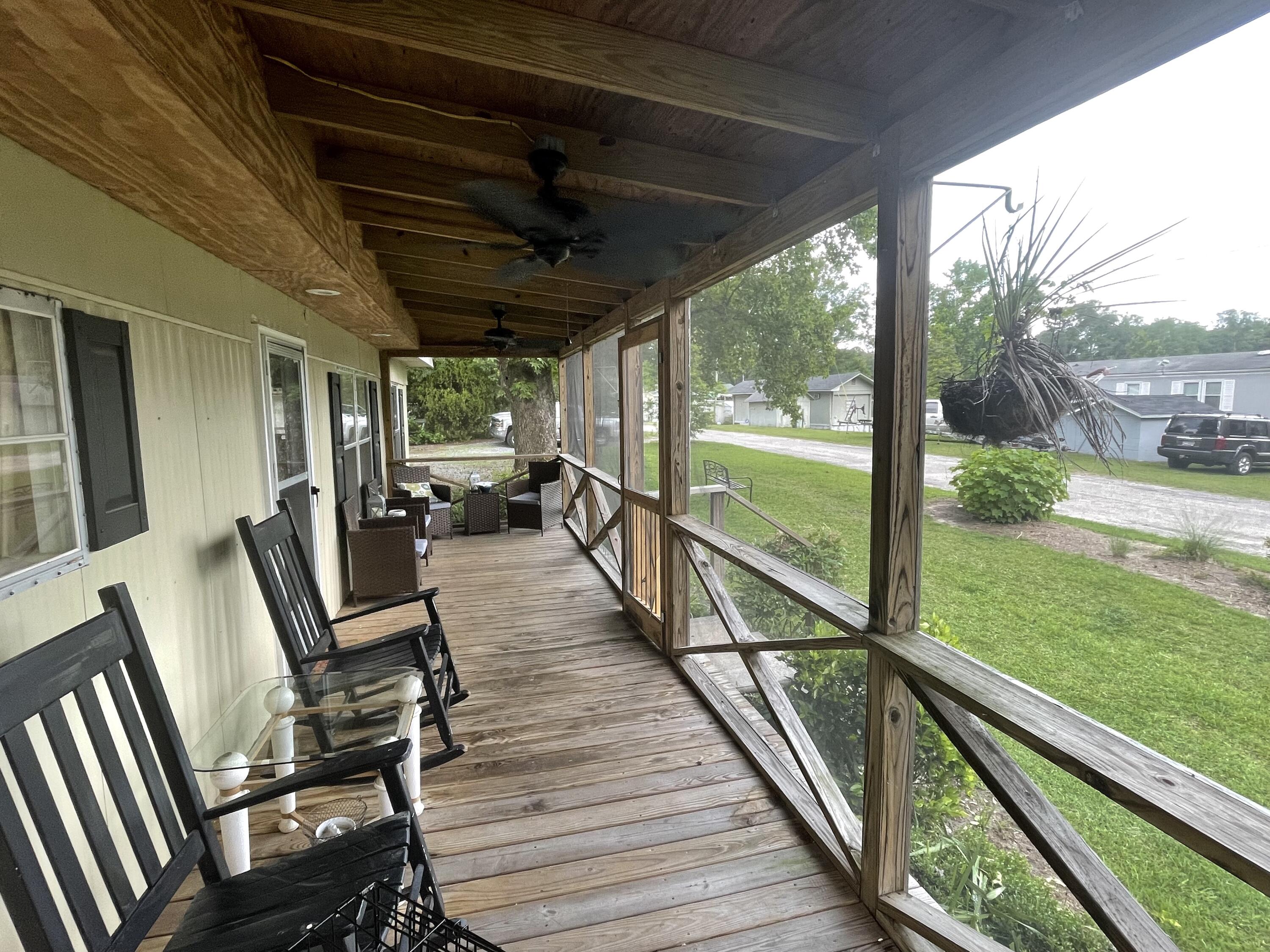 1173 James Loop Road Manning, SC 29102 - Photo 5 of 26 IMG_1876