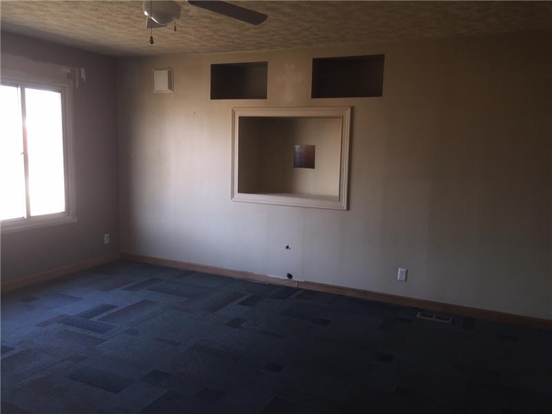 2601 Sickle Road Indianapolis, IN 46219 - Photo 3 of 10 Gallery Image 3