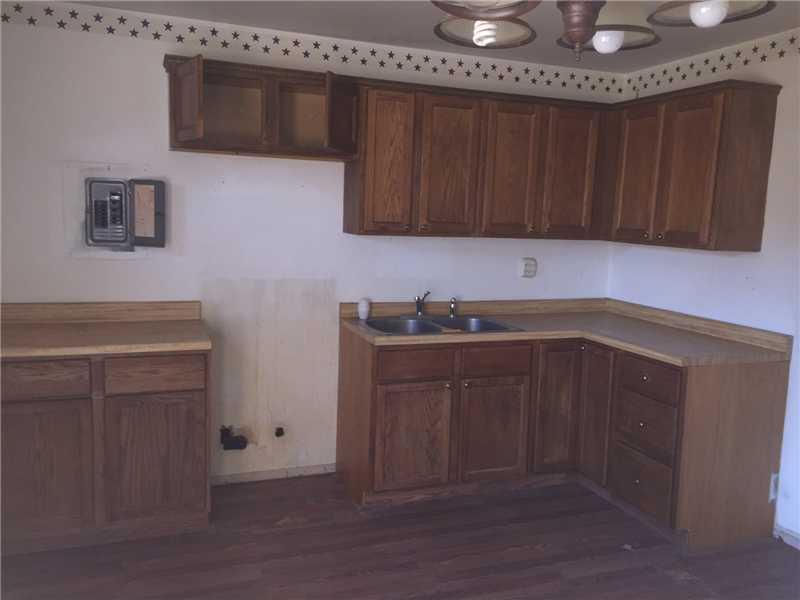 2601 Sickle Road Indianapolis, IN 46219 - Photo 4 of 10 Gallery Image 4