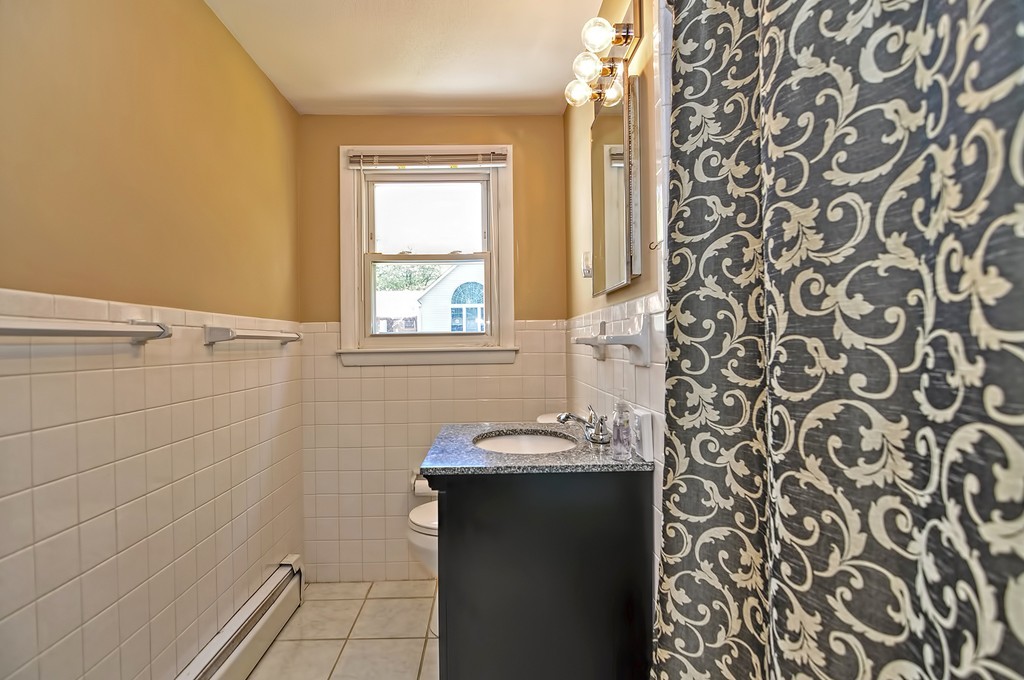 82 Woodruff Road Clinton, MA 01510 - Photo 14 of 25 Gallery Image 14