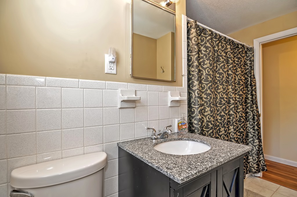 82 Woodruff Road Clinton, MA 01510 - Photo 15 of 25 Gallery Image 15
