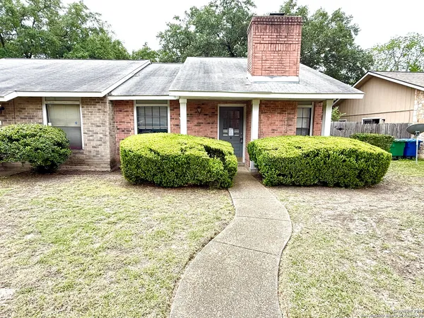 $1,099 | 5310 Gawain Drive, San Antonio, TX 78218