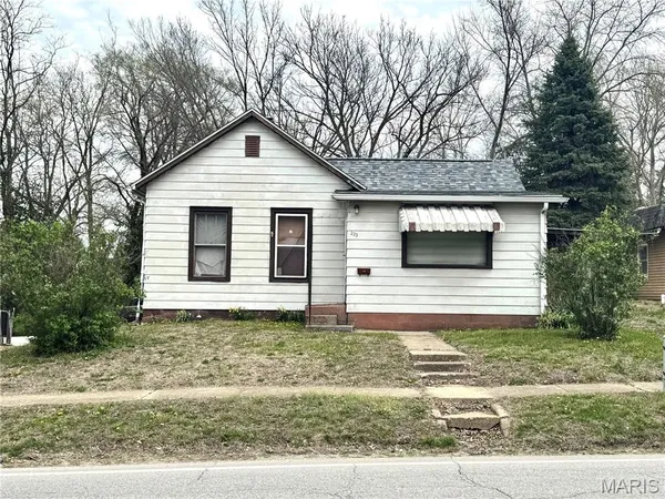 $24,900 | 233 Springfield Road, Hillsboro, IL 62049