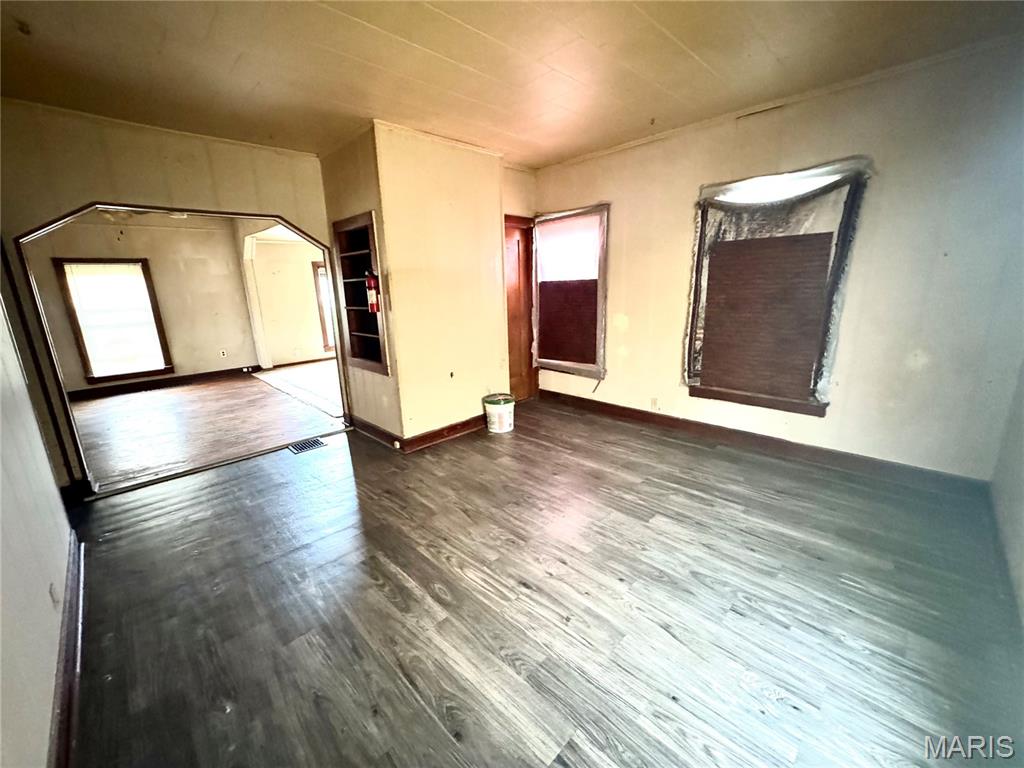 233 Springfield Road Hillsboro, IL 62049 - Photo 8 of 15