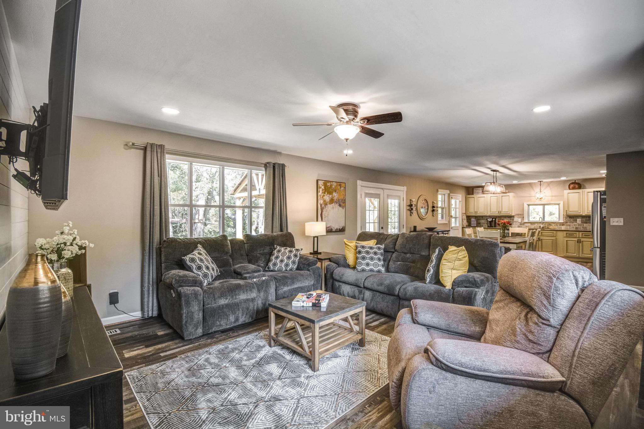 13222 Old Hanover Road Reisterstown, MD 21136 - Photo 6 of 34 Gallery Image 6