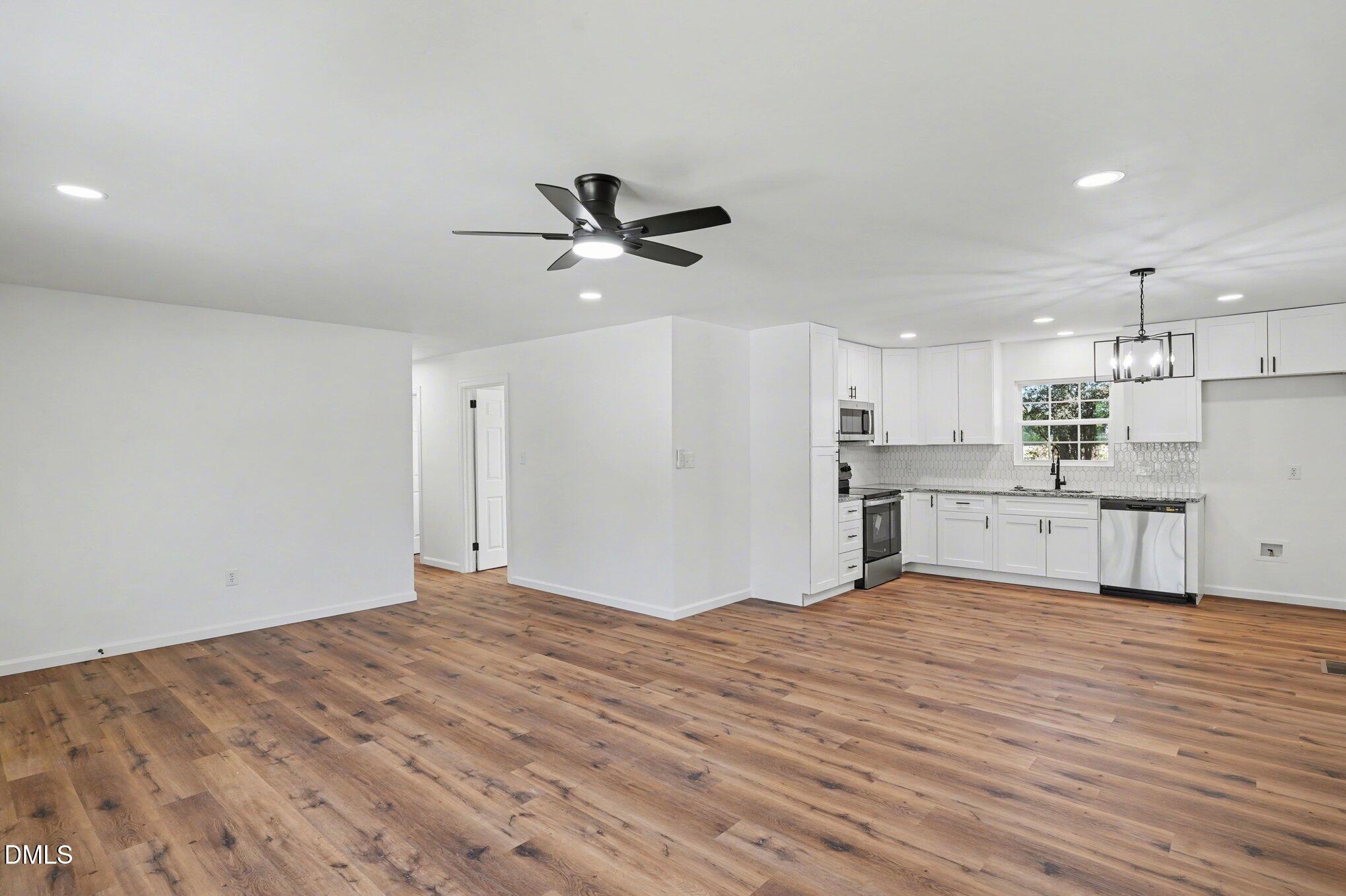 4734 Hathaway Road Wilson, NC 27893 - Photo 7 of 33 007_file_5677