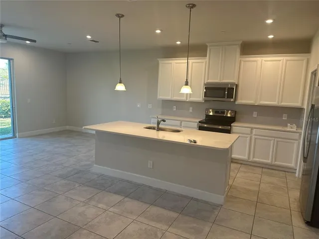 $2,695 | 1915 Holden Ridge Ln., Clermont, FL 34715