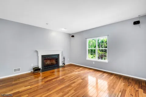 $889,000 | 6 Young, Bridgewater, NJ 08807