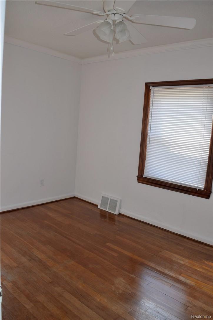 17505 Reno Street Riverview, MI 48193 - Photo 17 of 35 DSC_1092.JPG