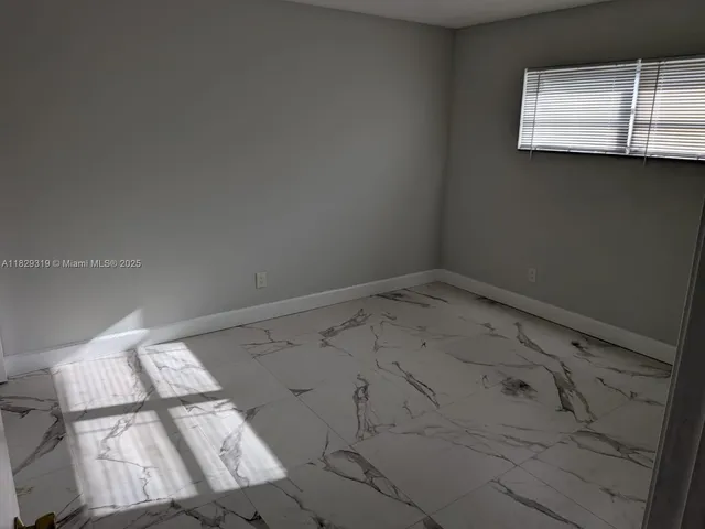 $1,900 | 6201 Southwest 37th Street, Unit 203, Davie, FL 33314