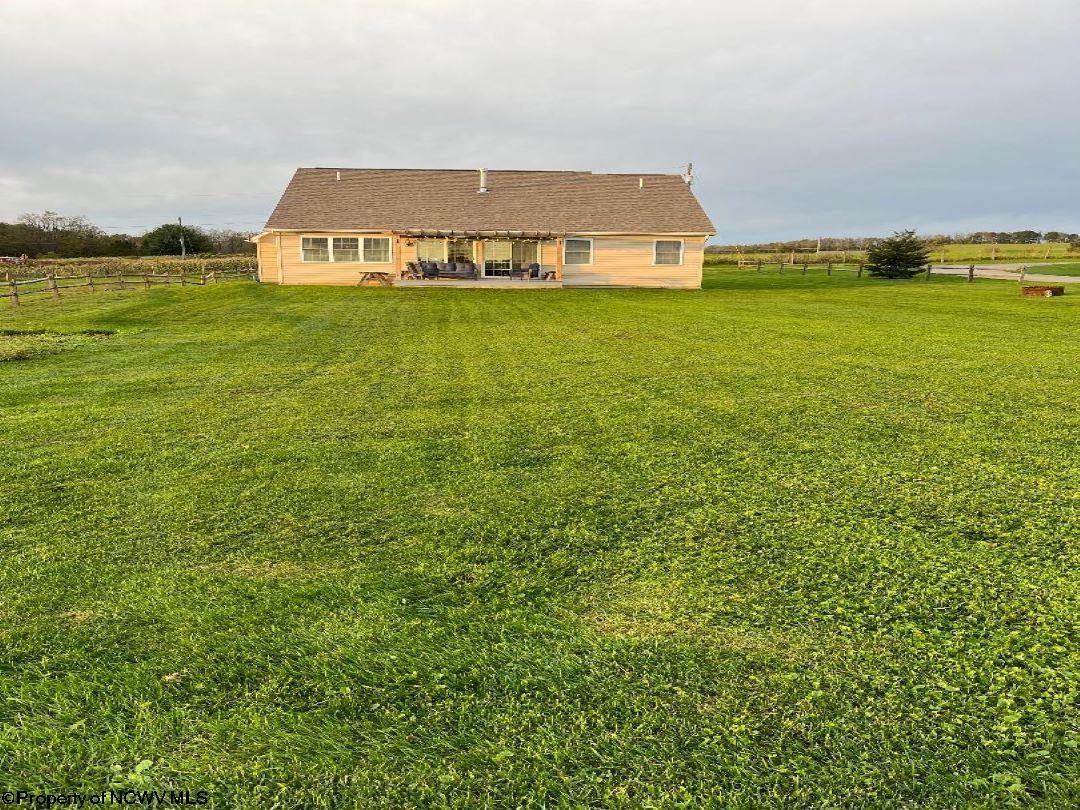 137 Molly Lane Reedsville, WV 26547 - Photo 21 of 25 Gallery Image 21