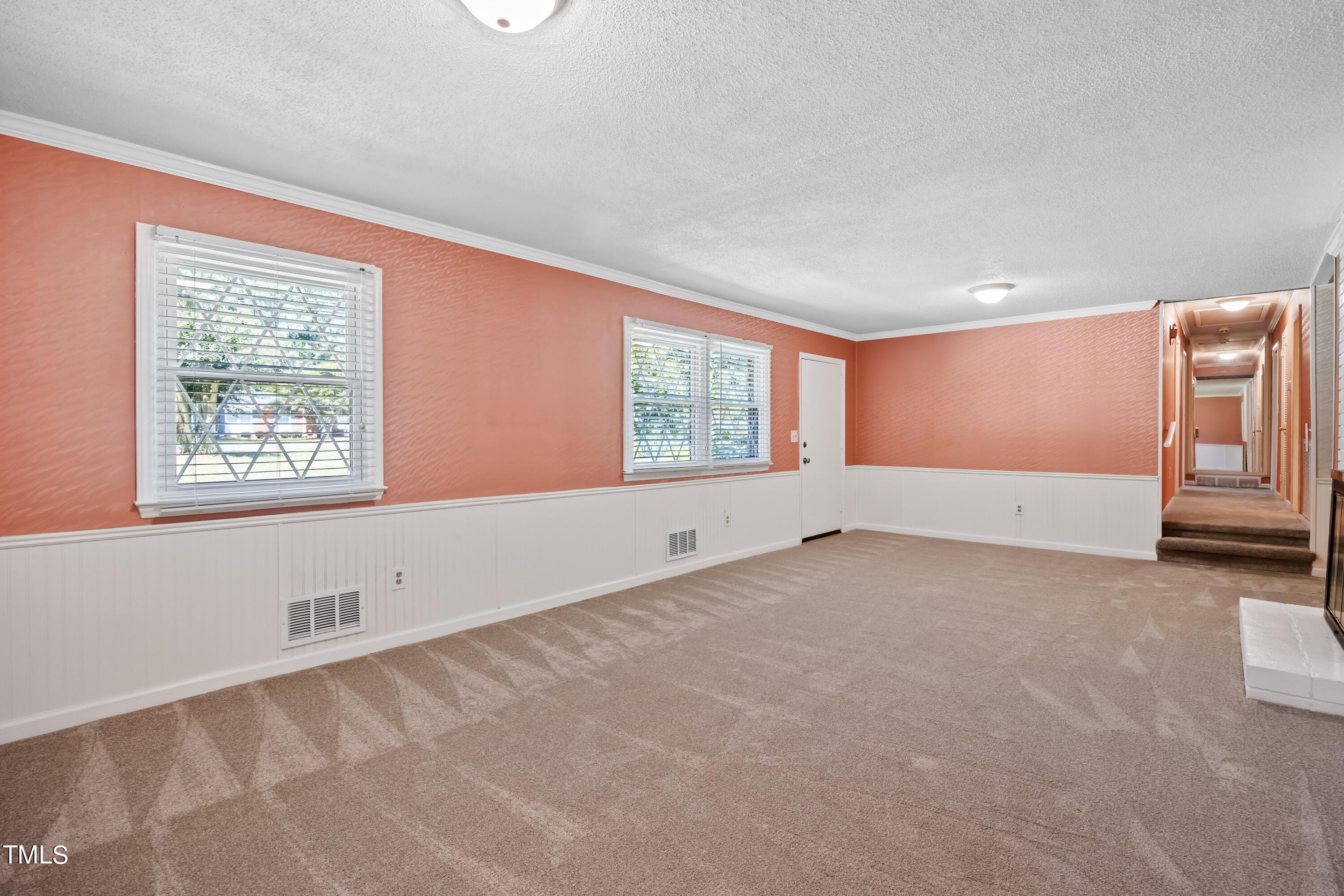 1405 Vandora Springs Road Garner, NC 27529 - Photo 4 of 28 Living 01