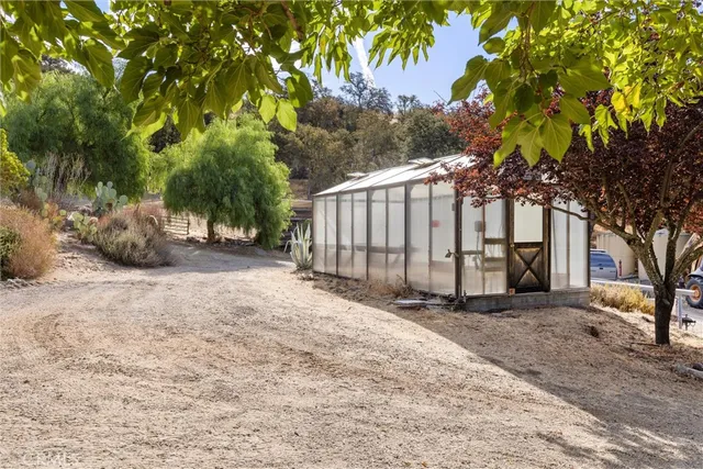 $445,000 | 53121 Smith Road, Bradley, CA 93426