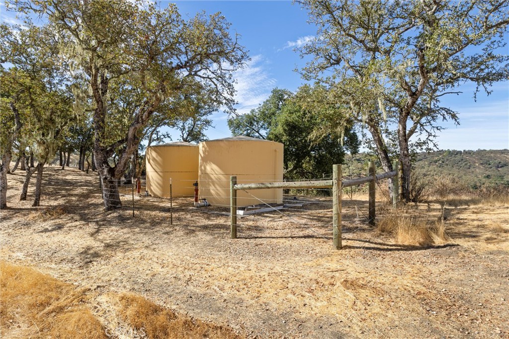 53121 Smith Road Bradley, CA 93426 - Photo 17 of 30