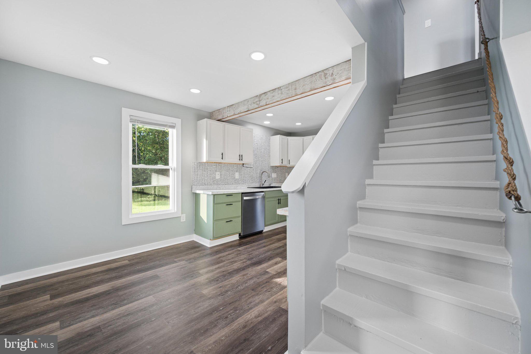 3800 Fringer Road Taneytown, MD 21787 - Photo 29 of 81 Stairs
