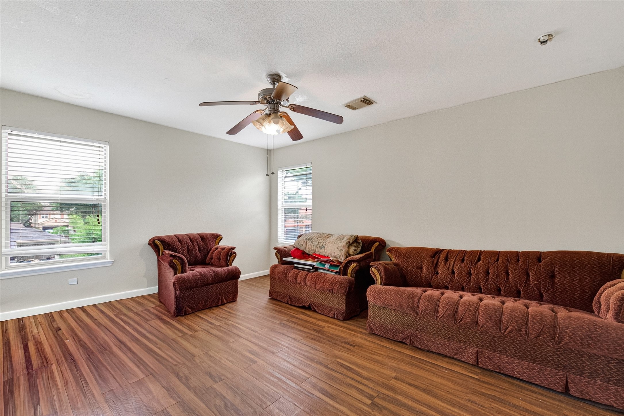 15510 Satsuma Point Court Houston, TX 77049 - Photo 7 of 21