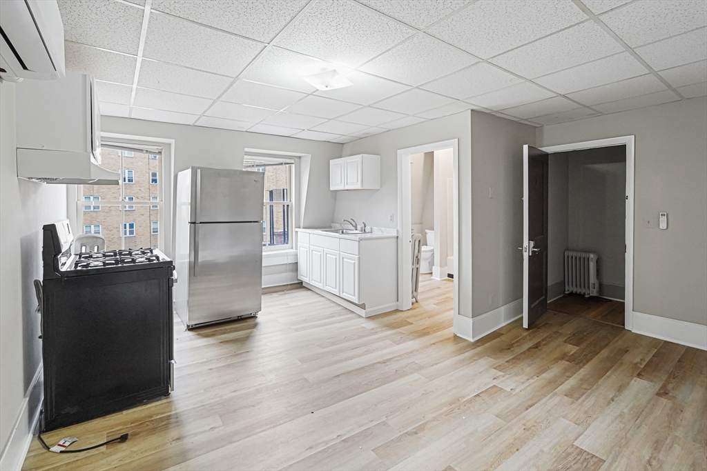 100 Appleton Street Lowell, MA 01852 - Photo 14 of 42