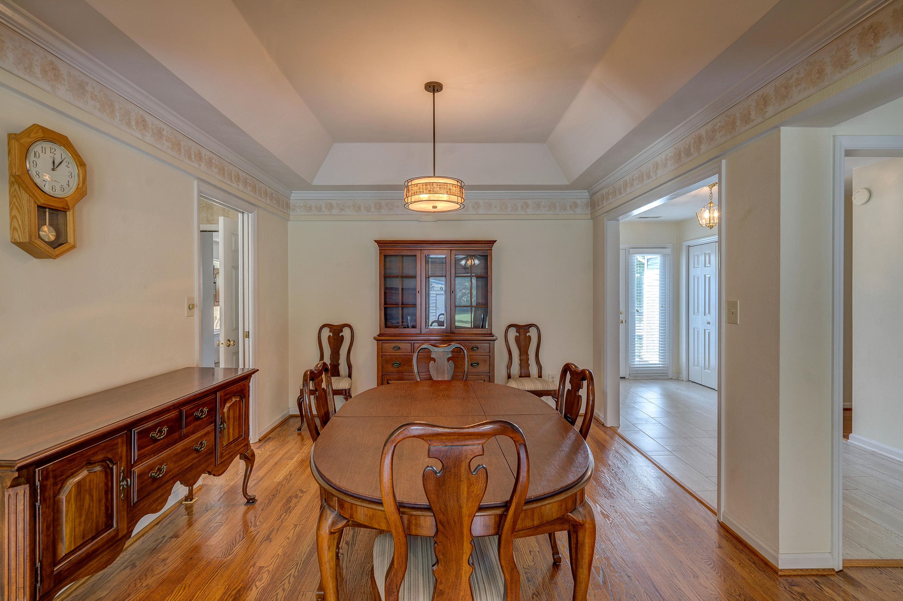 5321 Huntridge Road Roanoke, VA 24012 - Photo 7 of 32 DSC00021-2_2-2_3-2_4-2_5-2