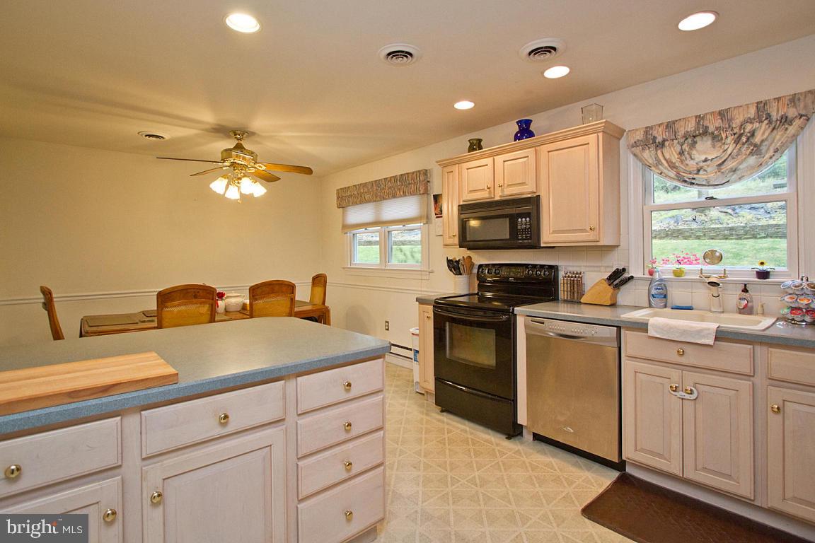 4104 Forrest Road Mount Joy, PA 17552 - Photo 11 of 32 Gallery Image 11