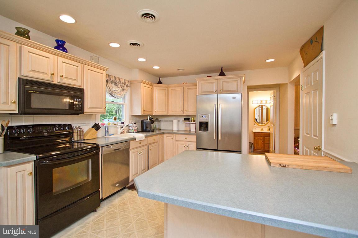 4104 Forrest Road Mount Joy, PA 17552 - Photo 10 of 32 Gallery Image 10