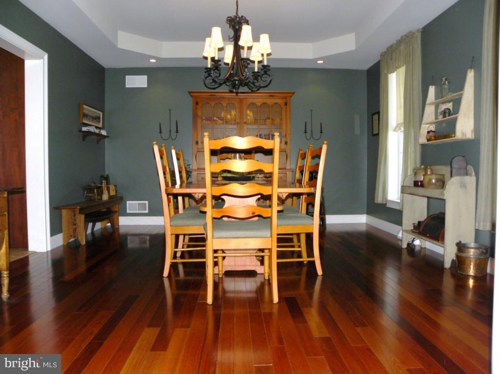25 Brian Drive Lititz, PA 17543 - Photo 11 of 38 Gallery Image 11