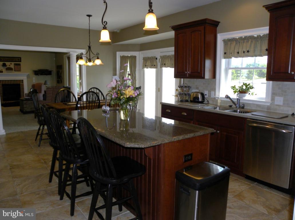 25 Brian Drive Lititz, PA 17543 - Photo 16 of 38 Gallery Image 16
