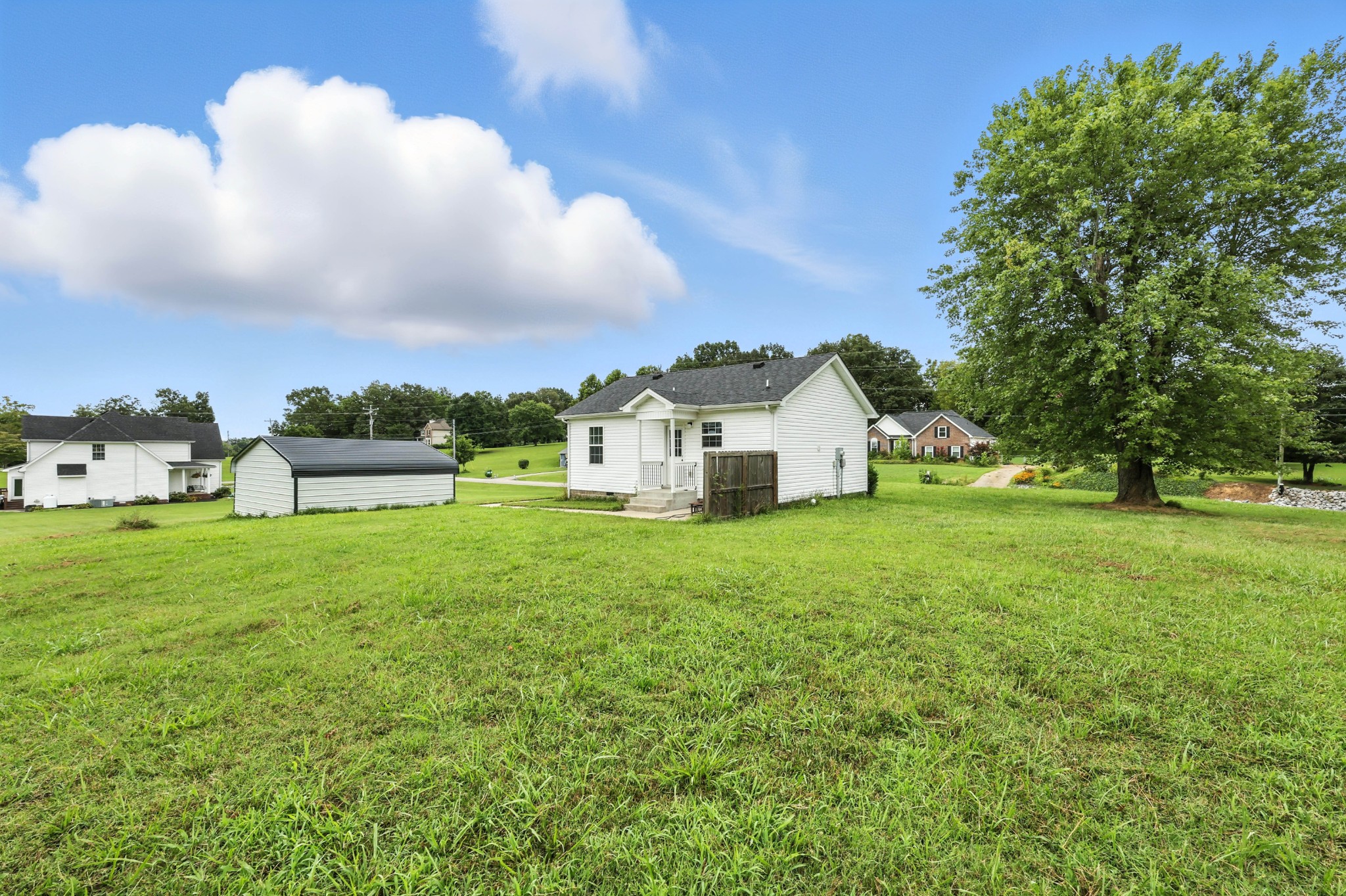 413 Martin Road Clarksville, TN 37042 - Photo 20 of 24 Gallery Image 20