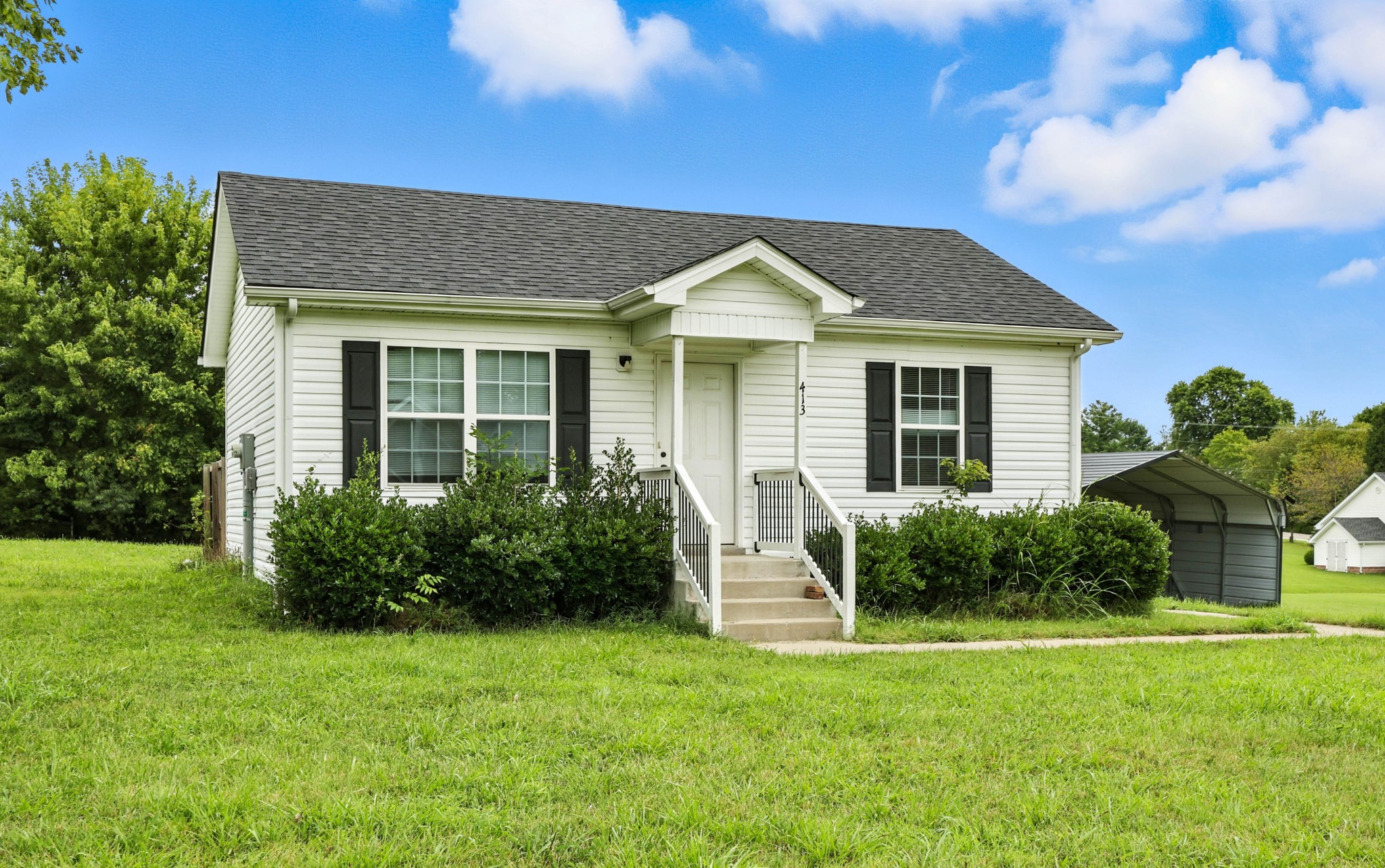 413 Martin Road Clarksville, TN 37042 - Photo 2 of 24 Gallery Image 2