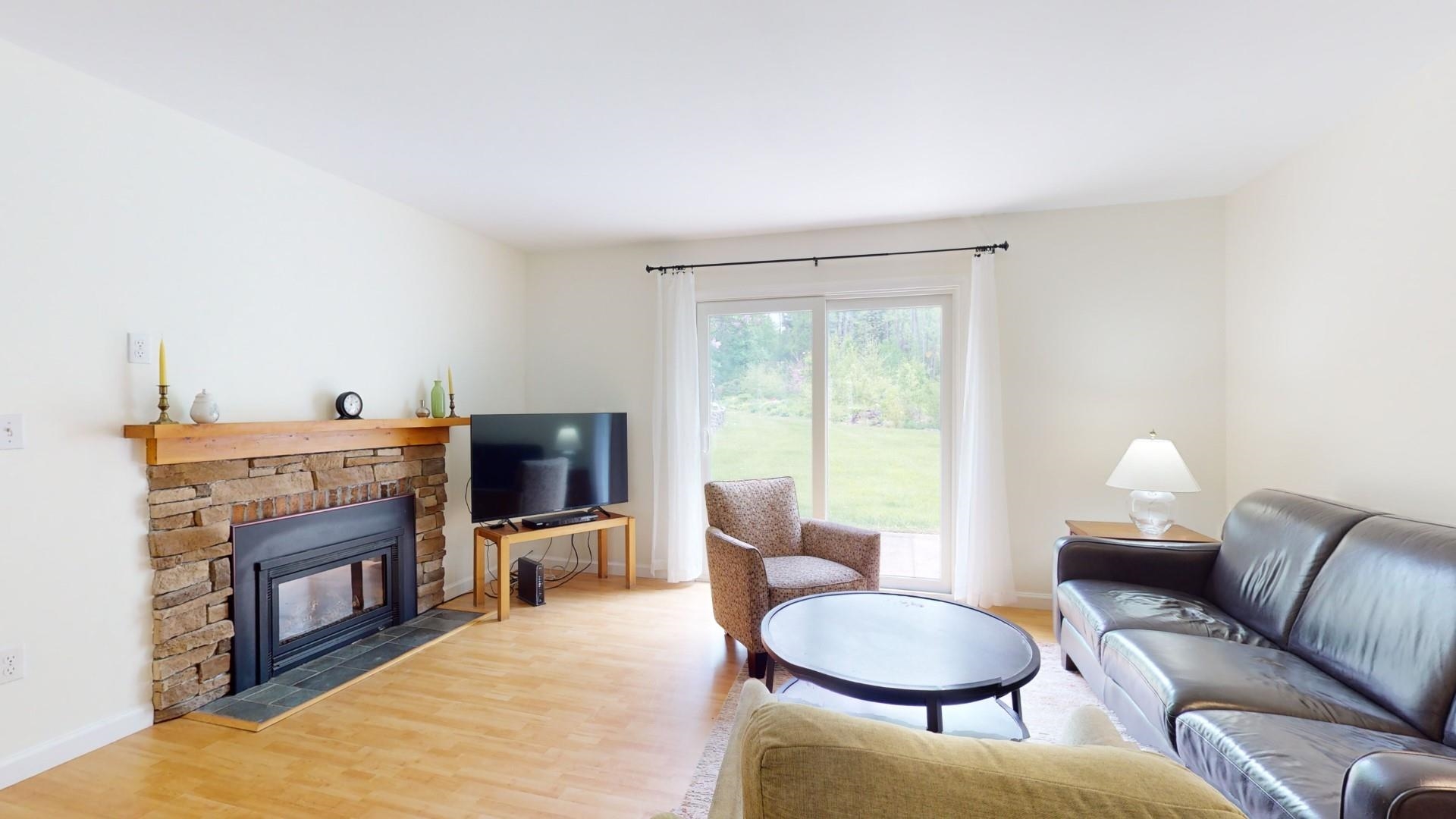 355 Locust Hill Road Shelburne, VT 05482 - Photo 6 of 19 Gallery Image 6