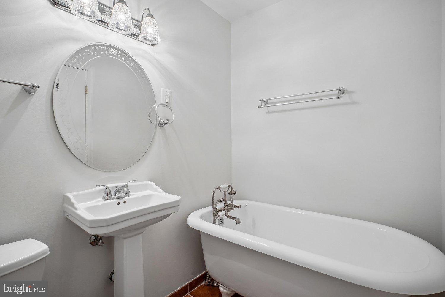 8933 Burke Lake Road Springfield, VA 22151 - Photo 32 of 47 Beautiful Claw Foot Tub in Hall Bath