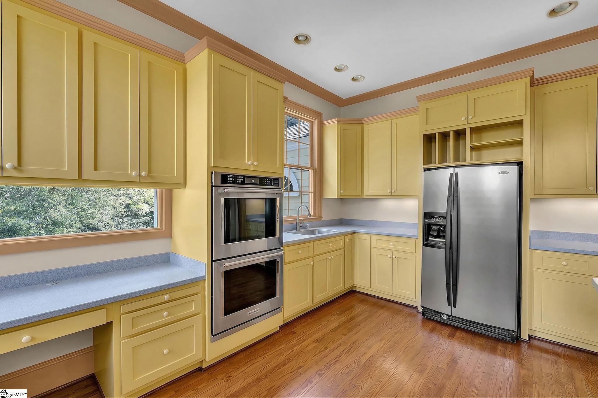 644 Altamont Road Greenville, SC 29609 - Photo 13 of 49