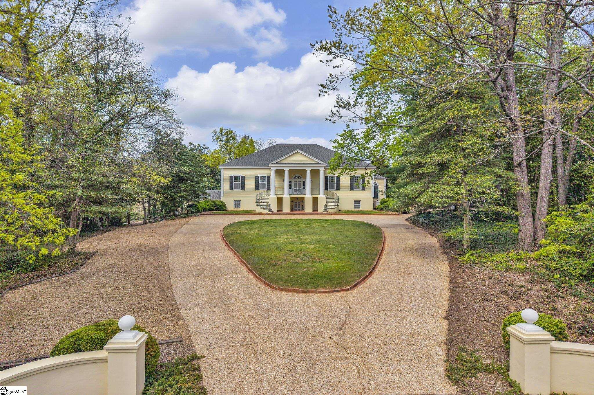 644 Altamont Road Greenville, SC 29609 - Photo 2 of 49