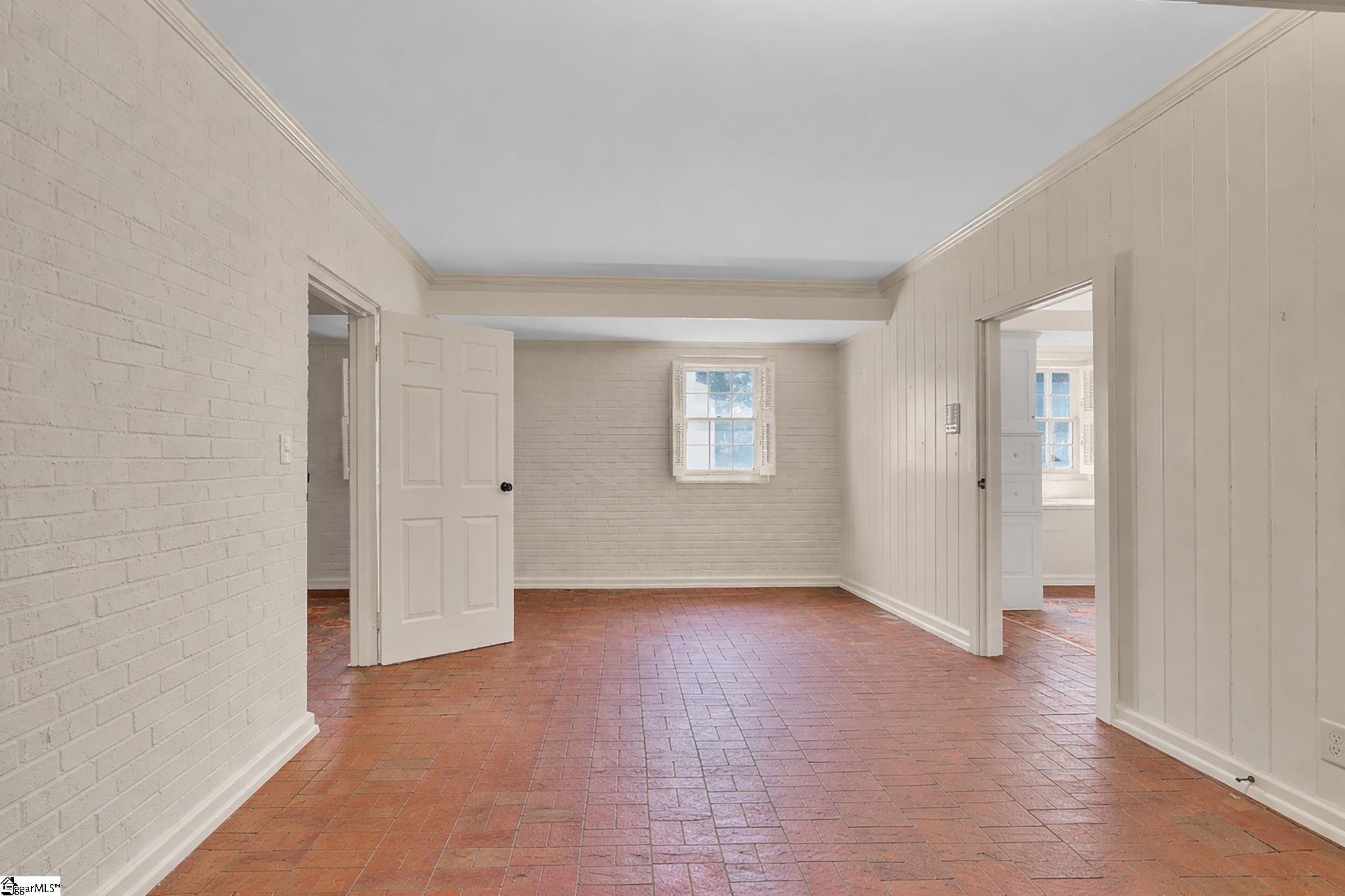 644 Altamont Road Greenville, SC 29609 - Photo 30 of 49