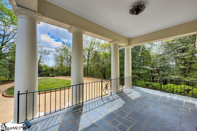644 Altamont Road Greenville, SC 29609 - Photo 5 of 49