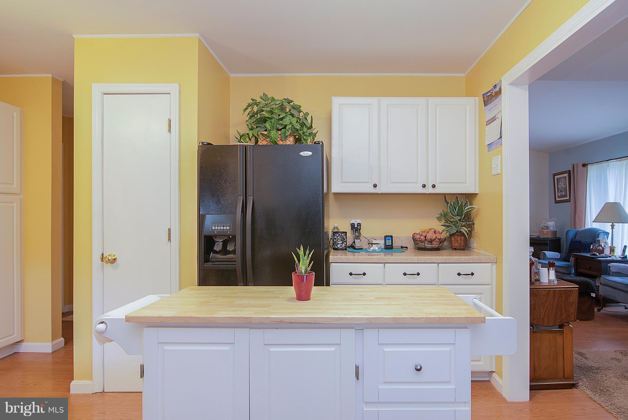 16055 Round Hill Road King George, VA 22485 - Photo 8 of 30 Kitchen