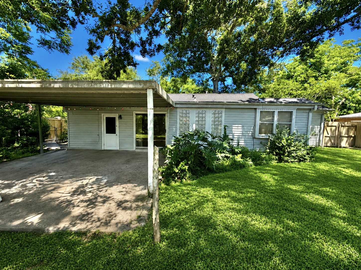 705 Shady Lane Angleton, TX 77515 - Photo 21 of 22