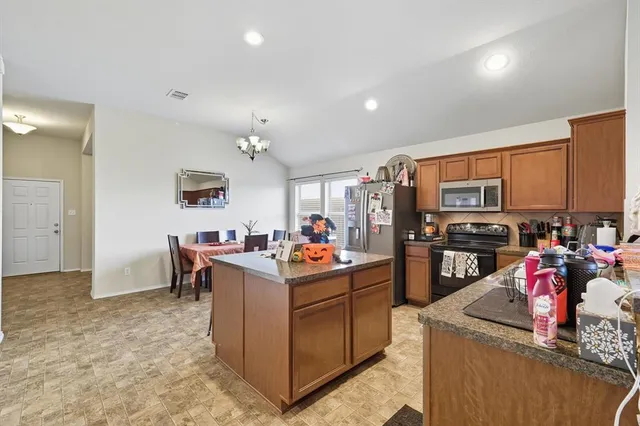 $290,000 | 1051 Roundup Street, Cross Roads, TX 76227