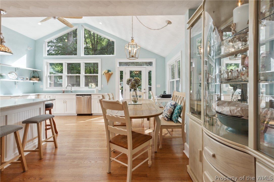 8270 Ocean View Road Norfolk, VA 23518 - Photo 14 of 38 Gallery Image 14