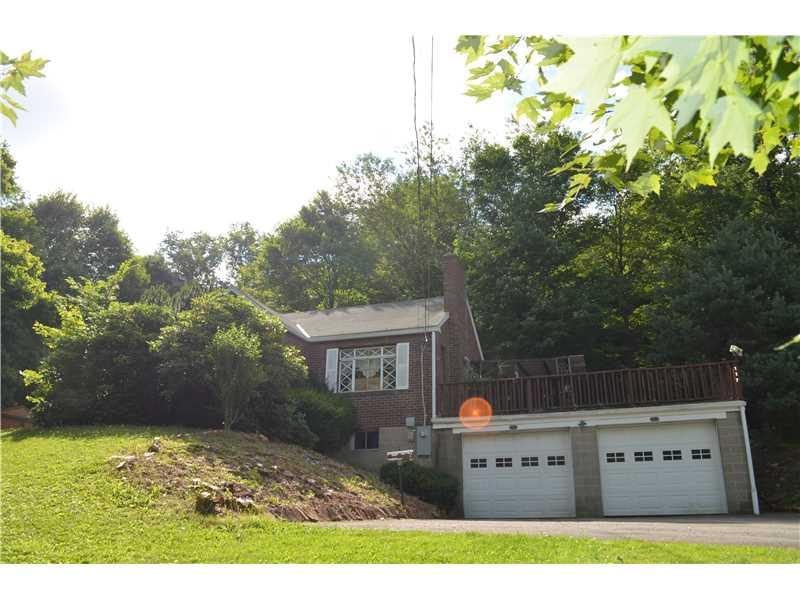 117 2nd Street Butler, PA 16001 - Photo 21 of 25 Parking Lot/Garage.