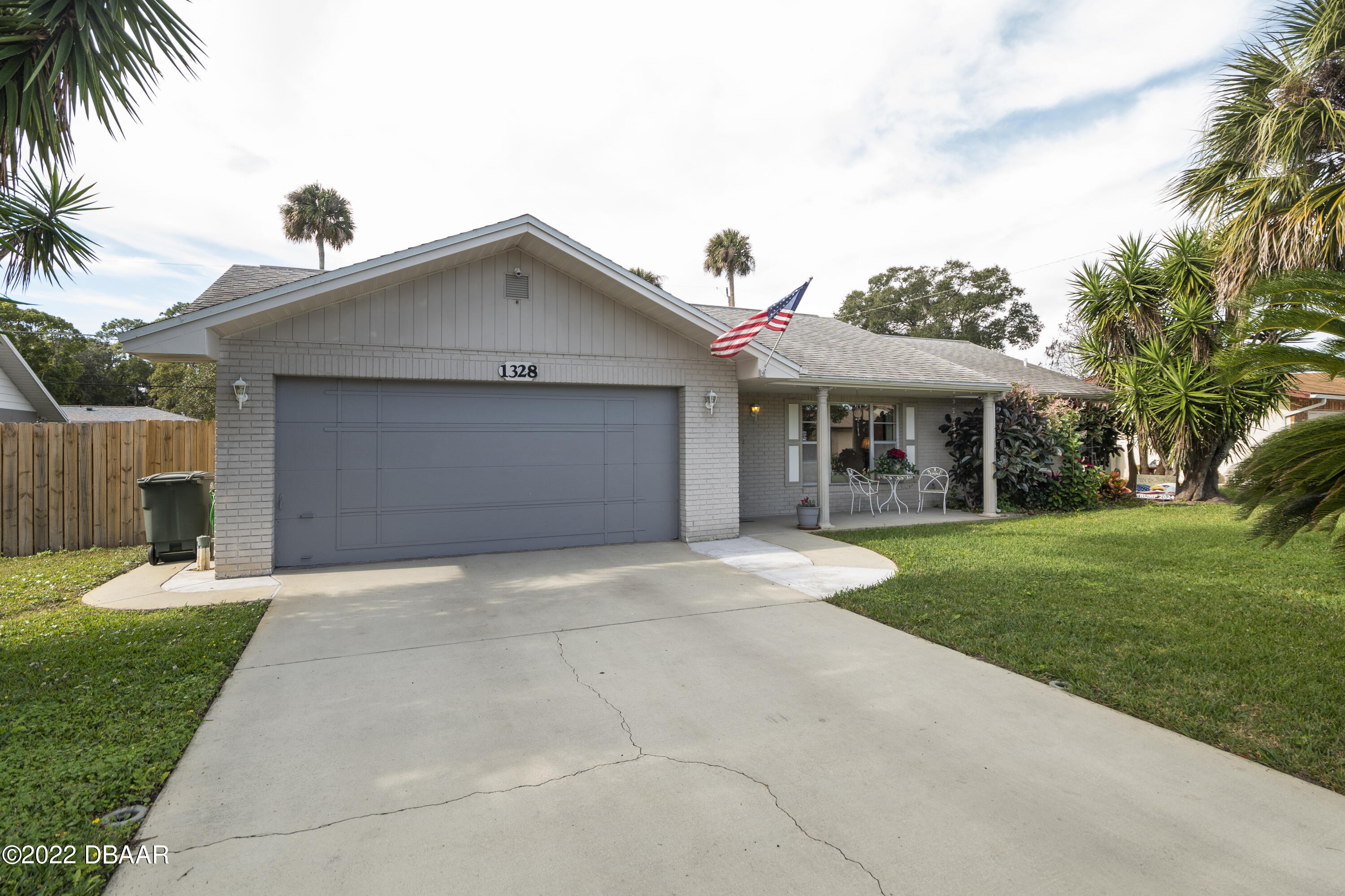 1328 Mardrake Road Daytona Beach, FL 32114 - Photo 2 of 42 2